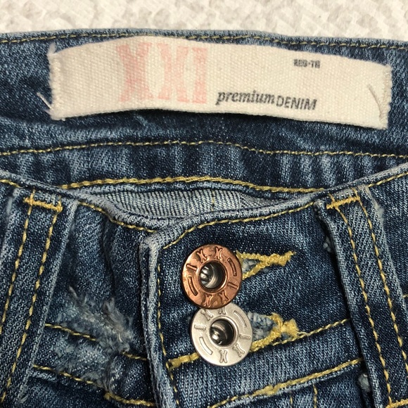 XXI Premium Jeans Size 25 Bootcut Low Cut Jeans Denim and Diamonds - Picture 2 of 12